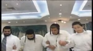בועז גדקא שירה וריקודים תימנים בחתונה תימנית של תלמיד מתימן יבוא