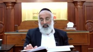 הרב ארז רמתי שיעור על יורצייטים וחתנים וסוכריות מרמלה.