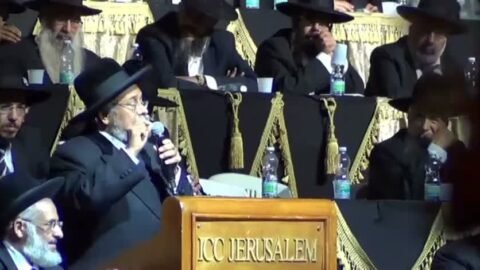 מעמד 2500 בחורים תימנים כותבי חבורות. תשרי תש”פ. סיום דברי המקובל הרב עפגין שליטא כולל טיש תימני