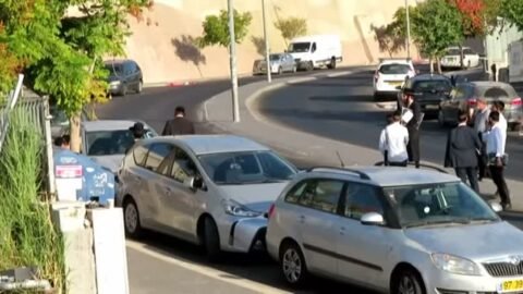 אוי מה היה לנו. הריסת בית המדרש לילדי תימן בבית שמש.